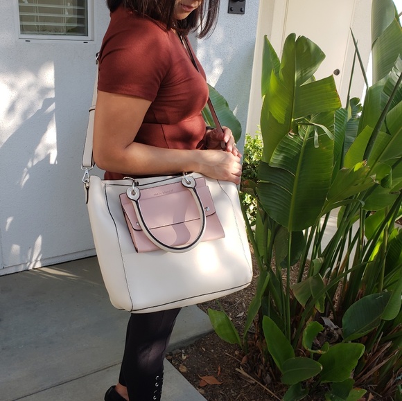 TESSA VEGAN LEATHER LARGE TOTE BAG - Picture 3 of 7
